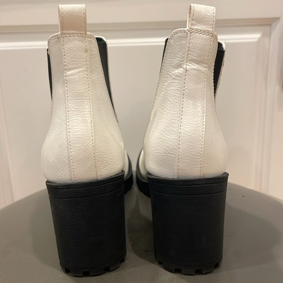New Dirty Laundry Lisbon Ankle Boots White Size 6.5 - Picture 6 of 12
